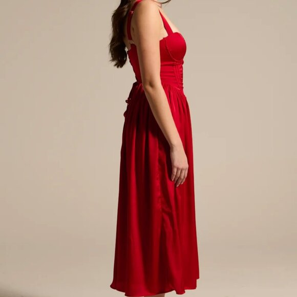 DEEP INSIDE MIDI DRESS - Picture 2 of 4